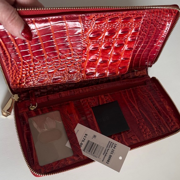 Brahmin- Skyler - Retired Radiant Red Melbourne Genuine Leather- NWT - Picture 4 of 10